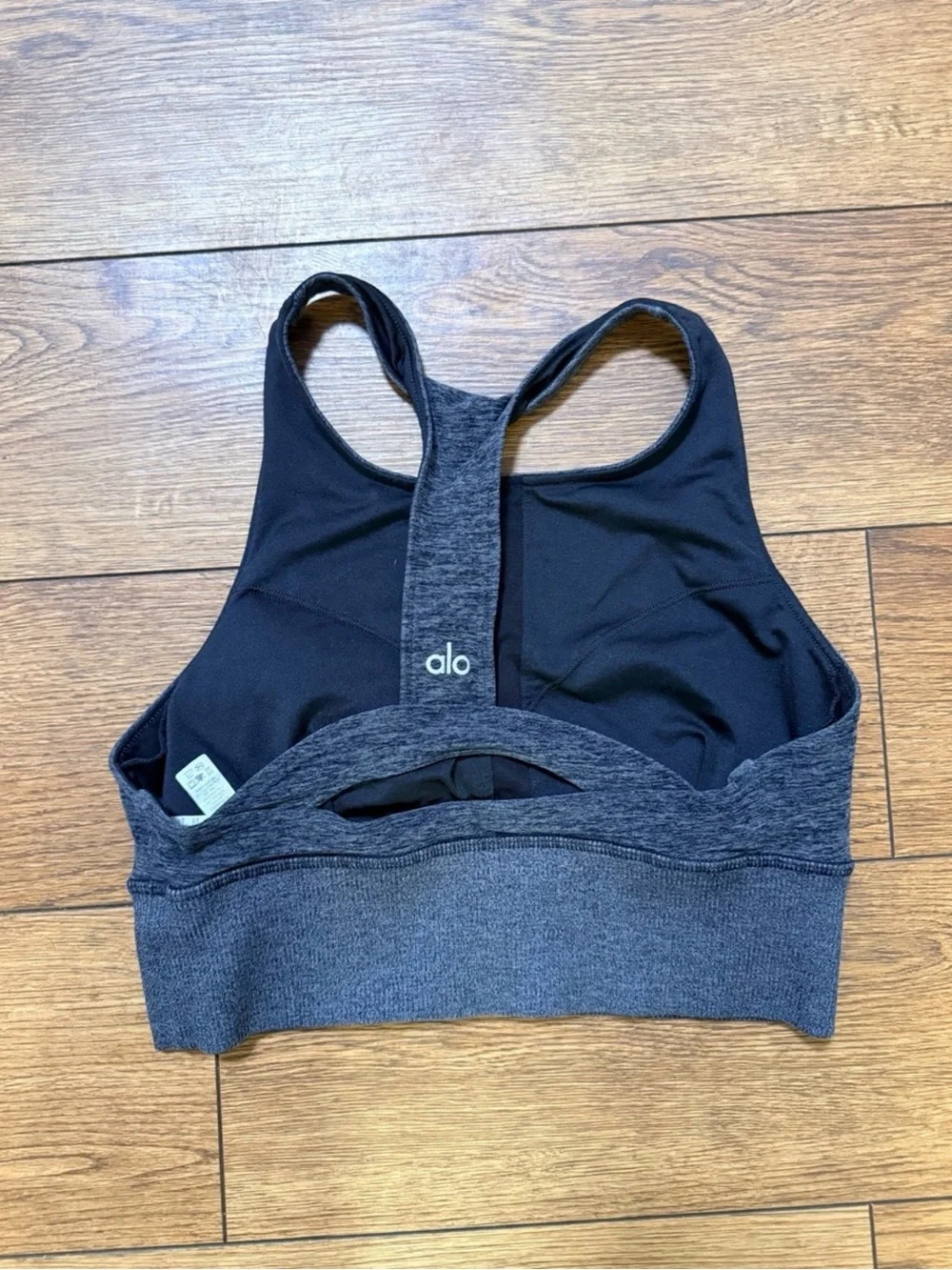 ALO Alosoft Serenity Bra - Picture 4 of 4